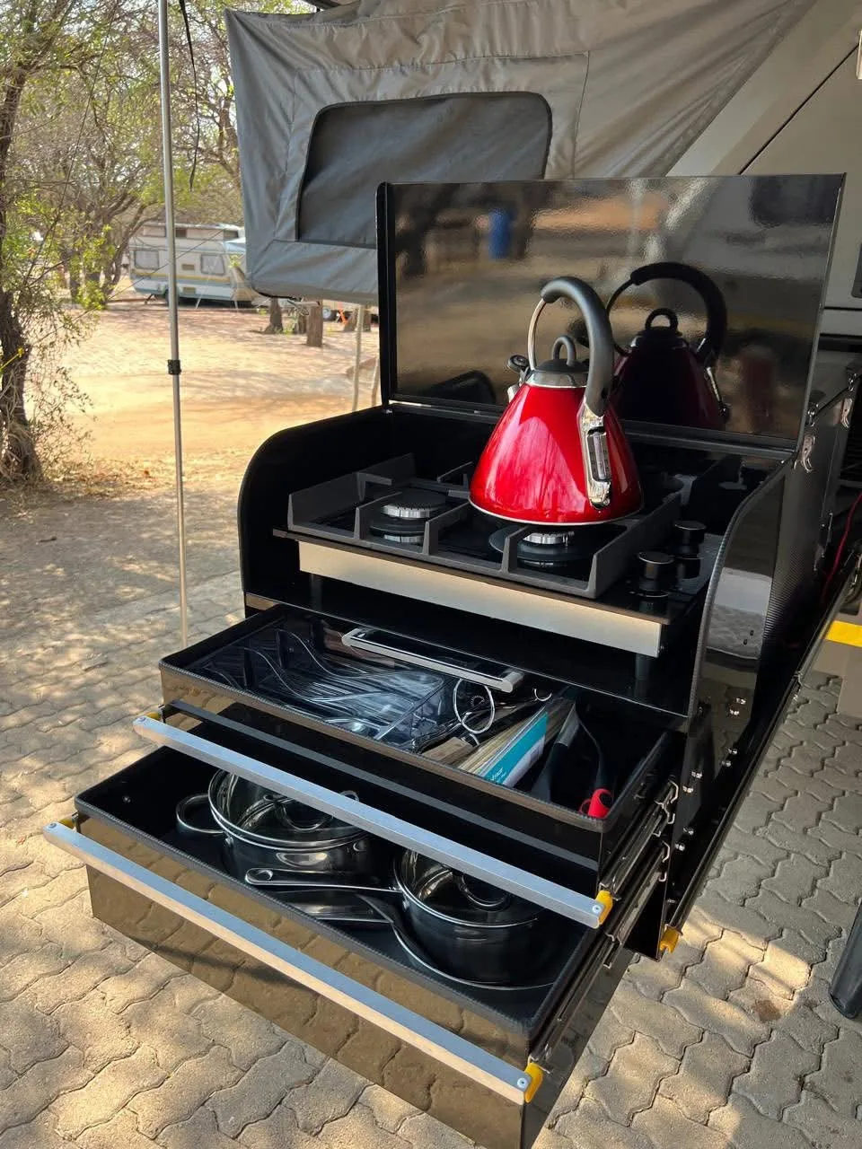Slide out kitchen